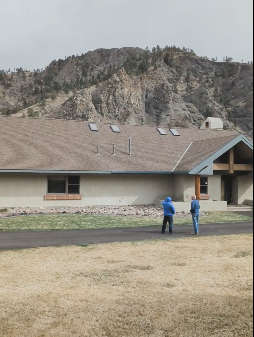 Dan Lord communicating with a homeowner.
