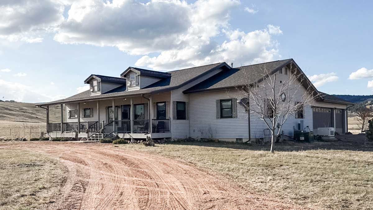 Mountain Roofing installed an Owens Corning Duration Onyx Black roof on a beautiful farmhouse in Philipsburg, MT.